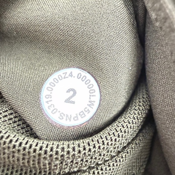 Lululemon On the Fly 7/8 Olive Green Pants - Picture 9 of 11